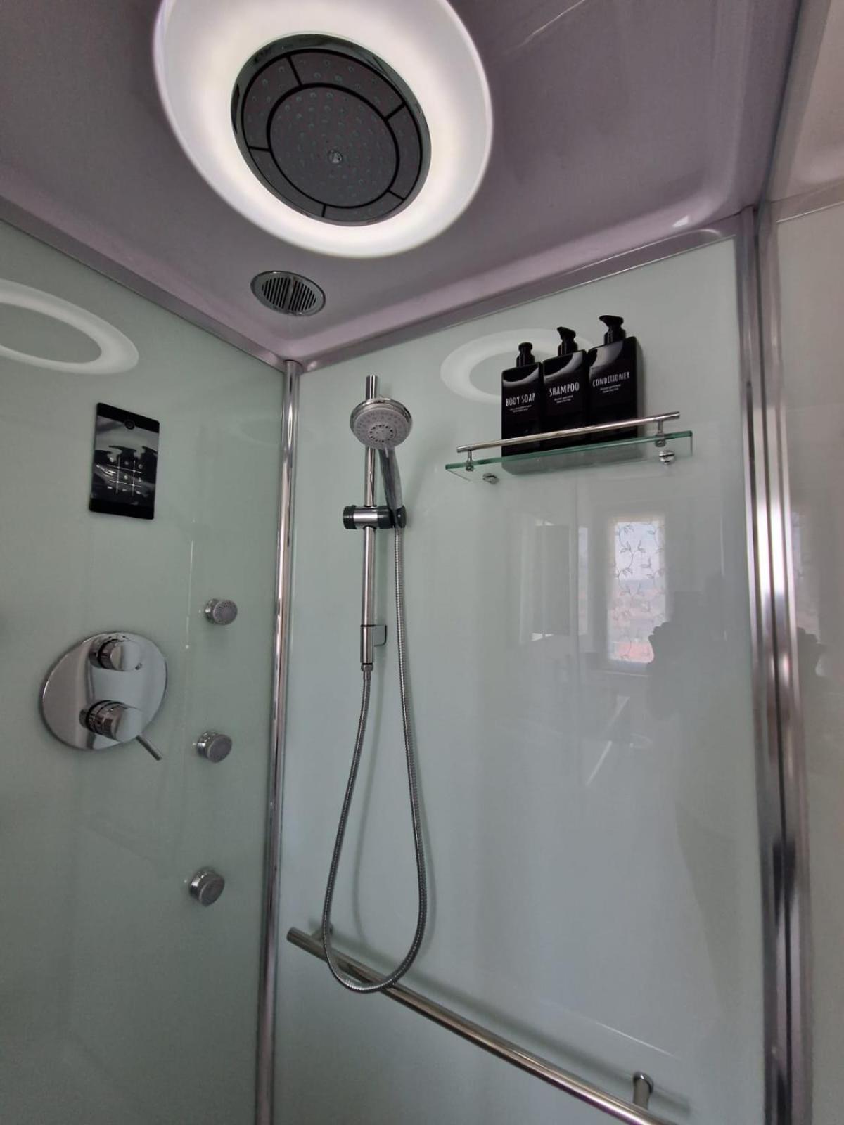 Residenza Luigio Apartment Вербания Екстериор снимка