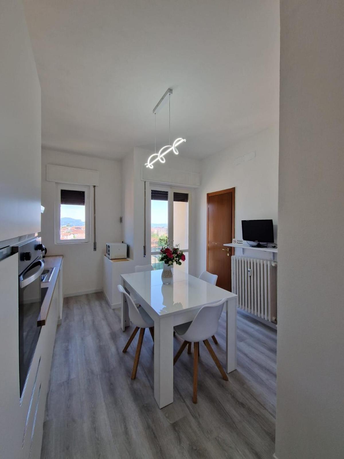 Residenza Luigio Apartment Вербания Екстериор снимка